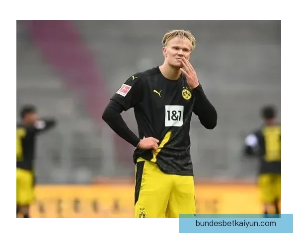 阿尔卡塞尔战术适配性分析：在新赛季展现持续提升的表现走势